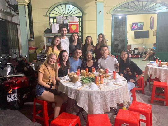 Abendessen bei der Großmutter von An